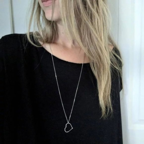 ๐โจ Heart Sweater Chain - Picture 3 of 3